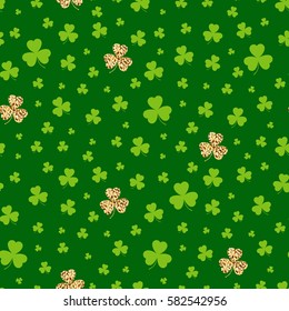 St. Patrick's day. Seamless background green clover. Vector illustration.