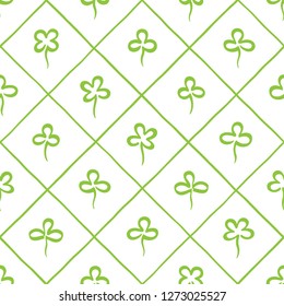 St. Patrick's day, spring background, seamless pattern. Hand marker drawn stylized clover leaves, shamrock, trefoil, quatrefoil and diagonal rhombus grid, check, plaid, lattice geometric texture.
