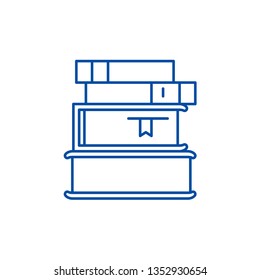 Stack of books line icon concept. Stack of books flat  vector symbol, sign, outline illustration.