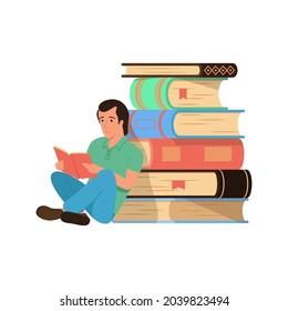 Pila de libros y persona de lectura sentada. El concepto de educación, ocio, lectura. Ilustración vectorial de color de un estilo plano.