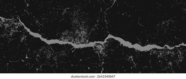 Uma superfície preta escura exibindo uma rachadura cinza proeminente que corre através dela, mostrando uma aparência texturizada com padrões detalhados e variações de cor.