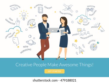 Concepto de inicio ilustración plana de personas discutiendo los detalles del proyecto. Business man muestra el concepto del proyecto a su colega en la pantalla del portátil. Banner comercial con símbolos de infografía