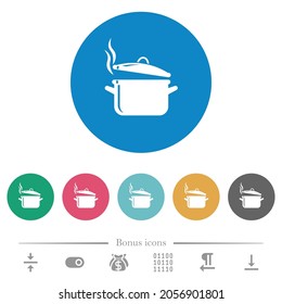 Leche brillante al vapor con iconos blancos planos en fondo de color redondo. 6 iconos de bonificación incluidos.