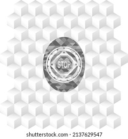 icono de detención dentro de la insignia gris con fondo blanco cubo geométrico. 