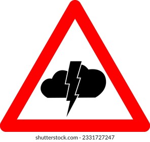 Sturmwarnzeichen. Rotes Dreieck-Zeichen mit Blitz- und Cloud-Symbol innen. Vorsicht vor dem schlechten Wetter! Gewitter-Gefahr. Pass auf Blitzschrauben auf! Hurrikan, Gewitter, Sturm, Wind.