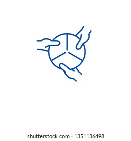 Strategic management line icon concept. Strategic management flat  vector symbol, sign, outline illustration.