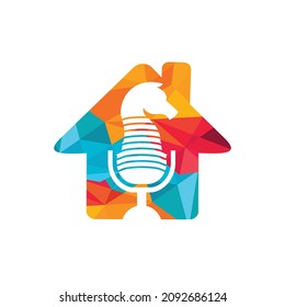 Strategisches Podcast-Vektorlogo-Konzept. Schach podcast Symbol Logo Design Vorlage.	
