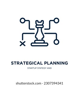 Strategisches Planungssymbol aus der Startstrategie und Erfolgskollektion. Dünne lineare strategische Planung, strategische, geschäftliche Umrisse Symbol einzeln auf weißem Hintergrund. Linienvektorstrategieplanung