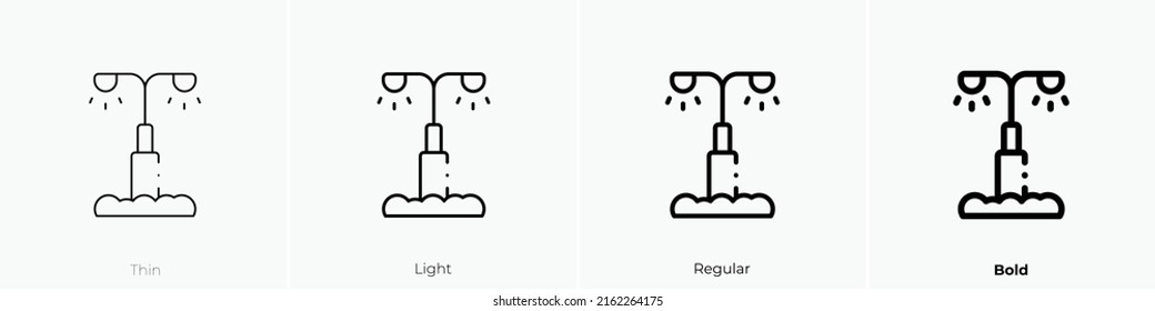 street light icon. Linear style sign isolated on white background. Vector illustration.
