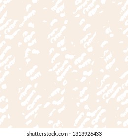 Stripe texture pattern. Ivory white japanese watercolor seamless print. Organic shibori vector tie dye background. Japan rustic batik fabric. Traditional modern abstract tile. Psychedelic folk design.