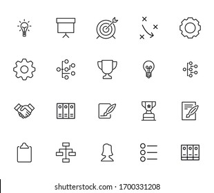 Conjunto de iconos de línea de trazo de administración. Símbolos simples para el desarrollo de aplicaciones y el diseño de sitios web. Pictogramas de contorno vectorial aislados en un fondo blanco. Paquete de iconos de trazo. 