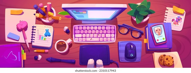 Estudiar la vista superior del escritorio de trabajo con la ilustración de dibujos animados vectoriales de ordenador y ratón. Llamar al teléfono cerca del monitor y el teclado en la mesa y el gato. Diseño de ilustración de auriculares y plantas en estaciones de trabajo