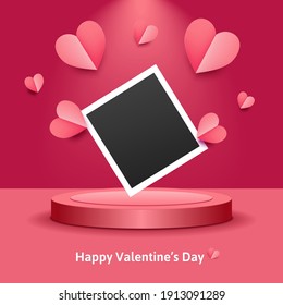 St.Valentine's Day Design. Realistic Pink Paper Cut Hearts. Empty Photo Frame For Your Photography Or Text. Holiday Banner, Poster, Flyer, Brochure, Greeting Card. Vector Background With Podium, Stage