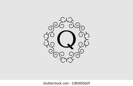 Stylish elegant monogram with a letter Q. Wonderful business logo design, restaurant, boutique, hotel, heraldic, jewelry. Vector illustration.