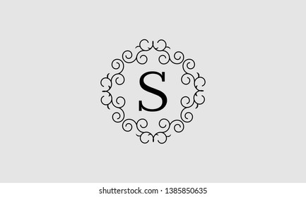 Stylish elegant monogram with a letter S. Wonderful business logo design, restaurant, boutique, hotel, heraldic, jewelry. Vector illustration.
