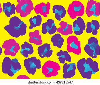Stylish seamless pattern of leopard skin . Spotted animal skin . Bright background with spots .