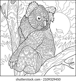 el osito estilizado de caricatura koala se sienta entre las hojas de un árbol. Esbozo dibujado a mano para página de colorante antiestrés adulto, emblema de camisetas, logotipo o tatuaje con doodle, zentángulo, elementos de diseño floral.