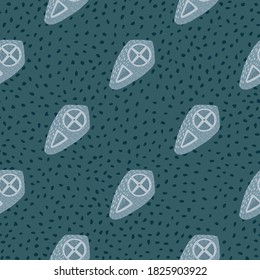 Patrón noruega sin costuras con siluetas de escudo de caballero. La historia gris se imprime sobre un fondo turquesa oscuro con puntos. Para el diseño de tejidos, impresión textil, envoltura, cubierta. Ilustración del vector