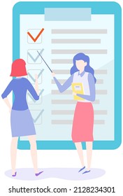 Ejecución correcta de tareas de la lista de comprobación. Las mujeres crean una lista de tareas pendientes, plan diario. Colegas discutiendo, planificando la lista de verificación en el portapapeles. Mujer presentando el plan con la ilustración vectorial de tareas