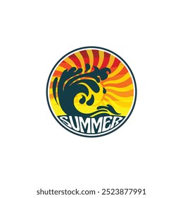 Adesivo de praia de verão com um tema de surfista. Emblema com prancha de surf de ondas do mar e palmeira. Etiqueta ou etiqueta ou impressão de t-shirt, emblema.
