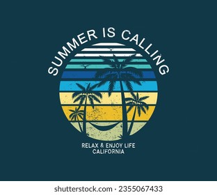 El verano llama a relajarse y disfrutar de la insignia. Para impresiones de camisetas, afiches y otros usos.