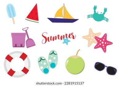 Sommerelemente, Eis, Wassermelone, Boot, Krabbe, Tank und Schaufel, Sternfische, Schwimmring, Flipflop, Kokosnuss und Sonnenbrillen, grafisches Design auf weißem Hintergrund.