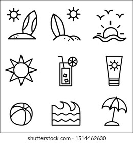 Iconos de verano en estilo doodle. Ilustración vectorial.