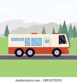 Sommerlandschaft mit Campinganhänger oder Erholungsfahrzeug, Cartoon-Flavectorgrafik. Sommercampingplatz mit Touristenwagen für Ferien im Freien und Tourismus.