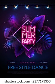 Afiche de tipografía de la fiesta de verano con hojas tropicales fluorescentes y luz spot. Concepto de naturaleza. Fondo de verano. Ilustración del vector