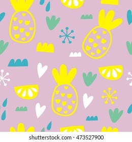 Summer print with pineapple