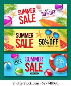 Banner vetor de venda de verão definido com 50% de desconto texto e elementos de verão em fundos coloridos para promoções de compras na web. Ilustração vetorial.