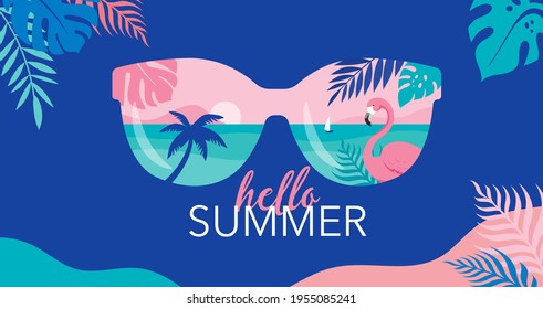 Sommertid morsomt konsept design. Kreativ bakgrunn av landskapet, panorama av sjø og strand på solbriller. Sommer salg, post mal