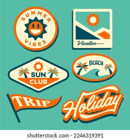 colección de stickers de viajes de verano de los años 70. Etiquetas de verano. Fiesta en la playa, albornoces de verano. Diseños de logotipo retro de los años 70. Impresiones de Groovy para camisetas, tipografía. Plantillas de emblemas de verano vectores.