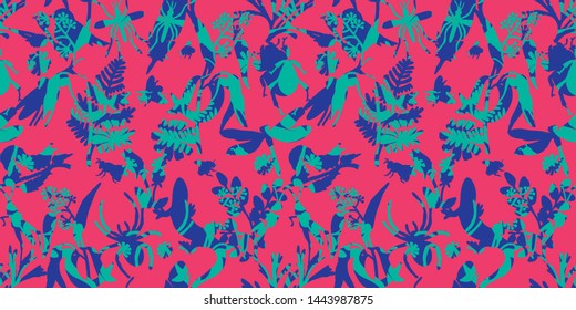 Summer vector seamless pattern. Plants, insects, flowers . Lizards, dragonflies, beetles and plants. Textiles, Wallpaper, paper