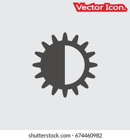 Sun icon isolated sign symbol and flat style for app, web and digital design. Vector illustration.