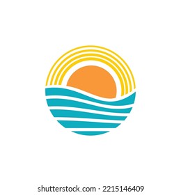 Logo de Sun que brilla y se pone en el mar