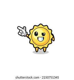 mascota solar apuntando arriba a la izquierda, diseño bonito