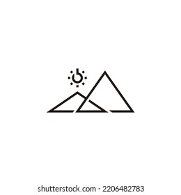 vector de logotipo de línea delgada geométrica de montaña solar 