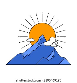 Sol en la cima de la montaña