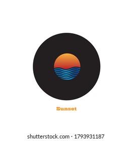 El sol sobre el mar. Logo creativo