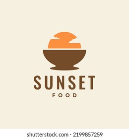 comida para el atardecer con el logotipo de bowling