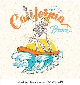 surf California Calidad de la mano Tee Print gráfico. Elemento vectorial de la historia del surf en la playa.