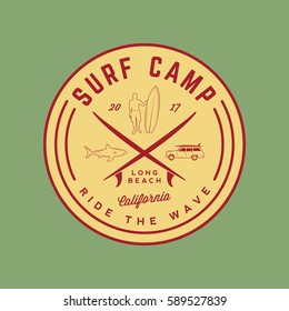 surfing logo. vintage outdoor activity emblem. vector illustration