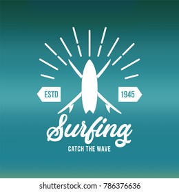 surfing logo. vintage outdoor activity emblem. vector illustration