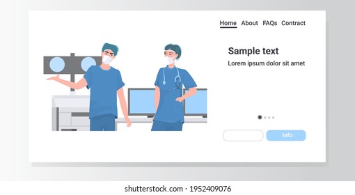 pareja de cirujanos preparándose para la operación quirúrgica en sala de operaciones médicos con personal médico uniforme profesional en el concepto de preparación de cirugía hospitalaria espacio de fotocopia vertical horizontal