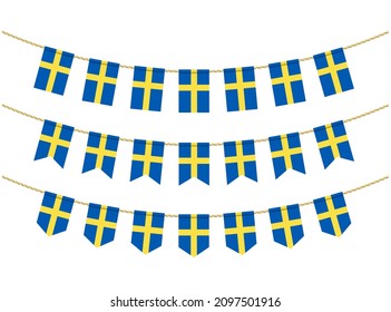 Schweden Flagge auf den Seilen auf weißem Hintergrund. Set von patriotischen Streichfahnen. Jagdverzierung der schwedischen Flagge