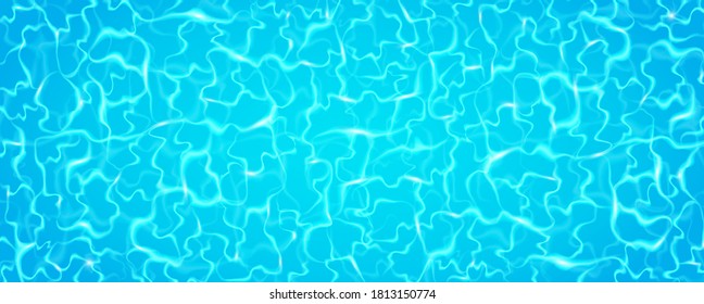 Piscina con reflejo solar. Pancarta larga de la superficie de agua azul. Patrón de ondas luminosas. El fondo de las olas de verano. Vista de la piscina realista en lo alto. Ilustración vectorial.