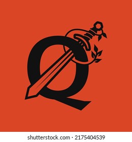 Ilustración vectorial de diseño de logotipo de espada con alfabeto Q