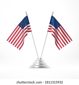 Table flag USA. Zwei nationale Flaggen auf Metallflagge stehen einzeln auf Weiß. Realistische hängende Flaggen mit Falten. 3D-Vektorobjekt für Banner, Flyer, Präsentationen, Werbung