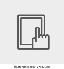 Línea delgada de icono de tableta para web y móvil, moderno diseño minimalista plano. Icono vector de gris oscuro sobre fondo gris claro.